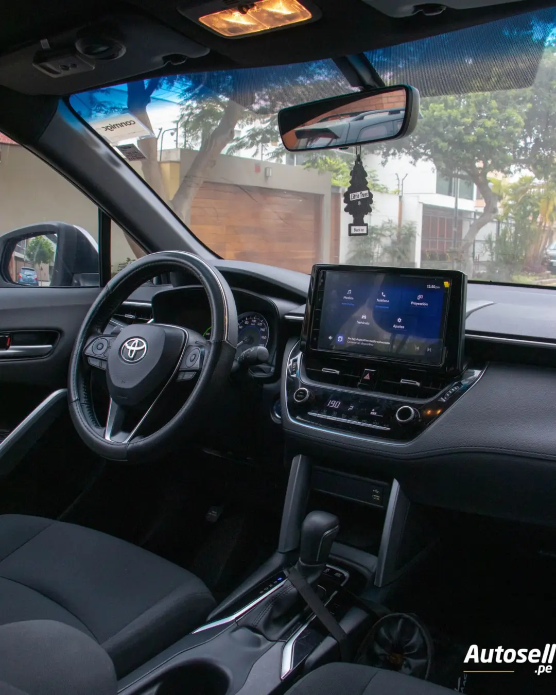 Toyota Corolla Cross Hybrid	