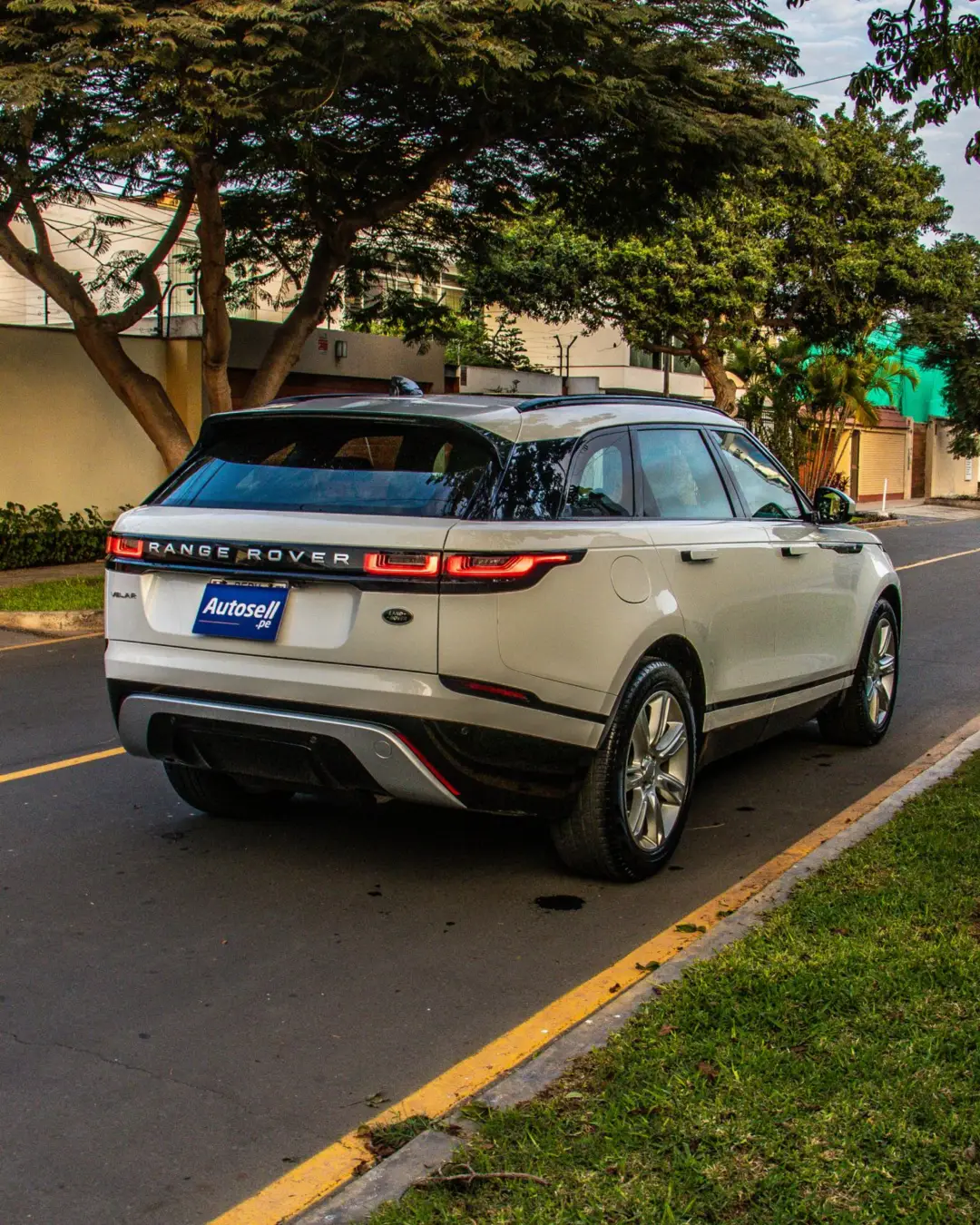 Land Rover Range Rover Velar