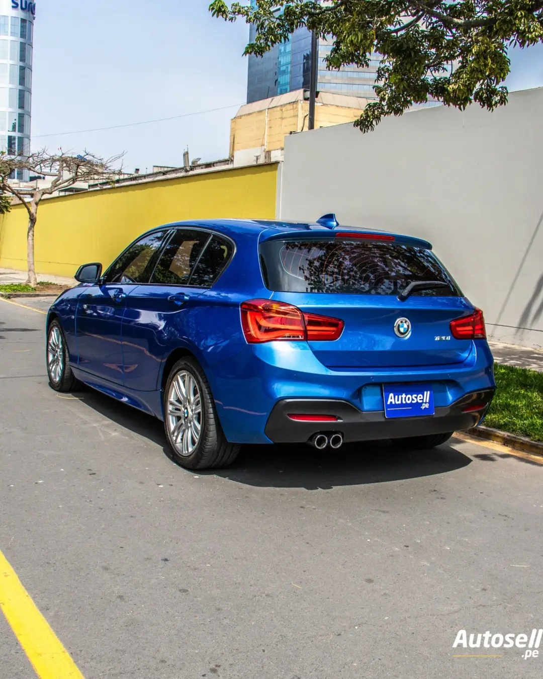 BMW 120i