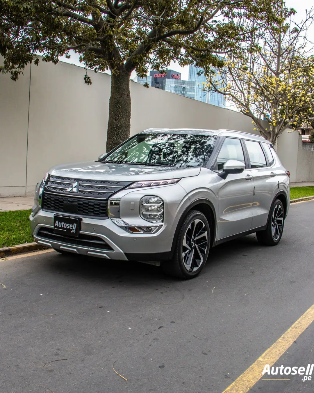 Mitsubishi Outlander 2025