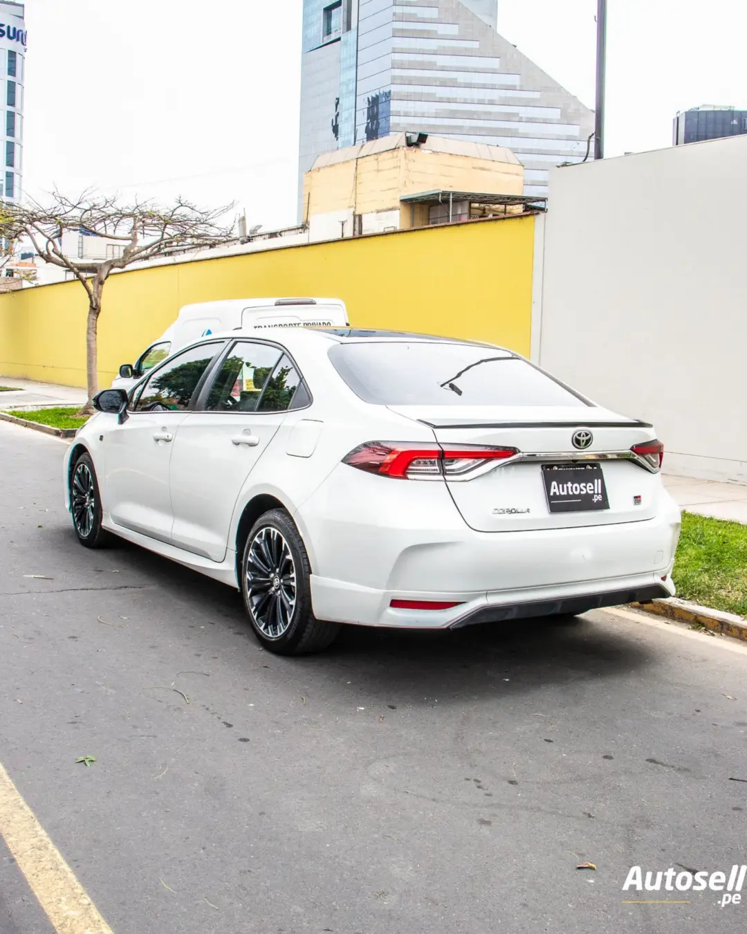 Toyota Corolla miniatura 3