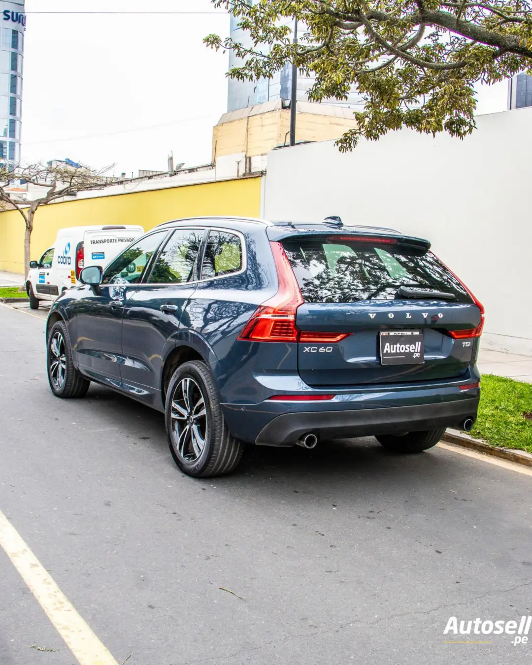 Volvo XC60 miniatura 3