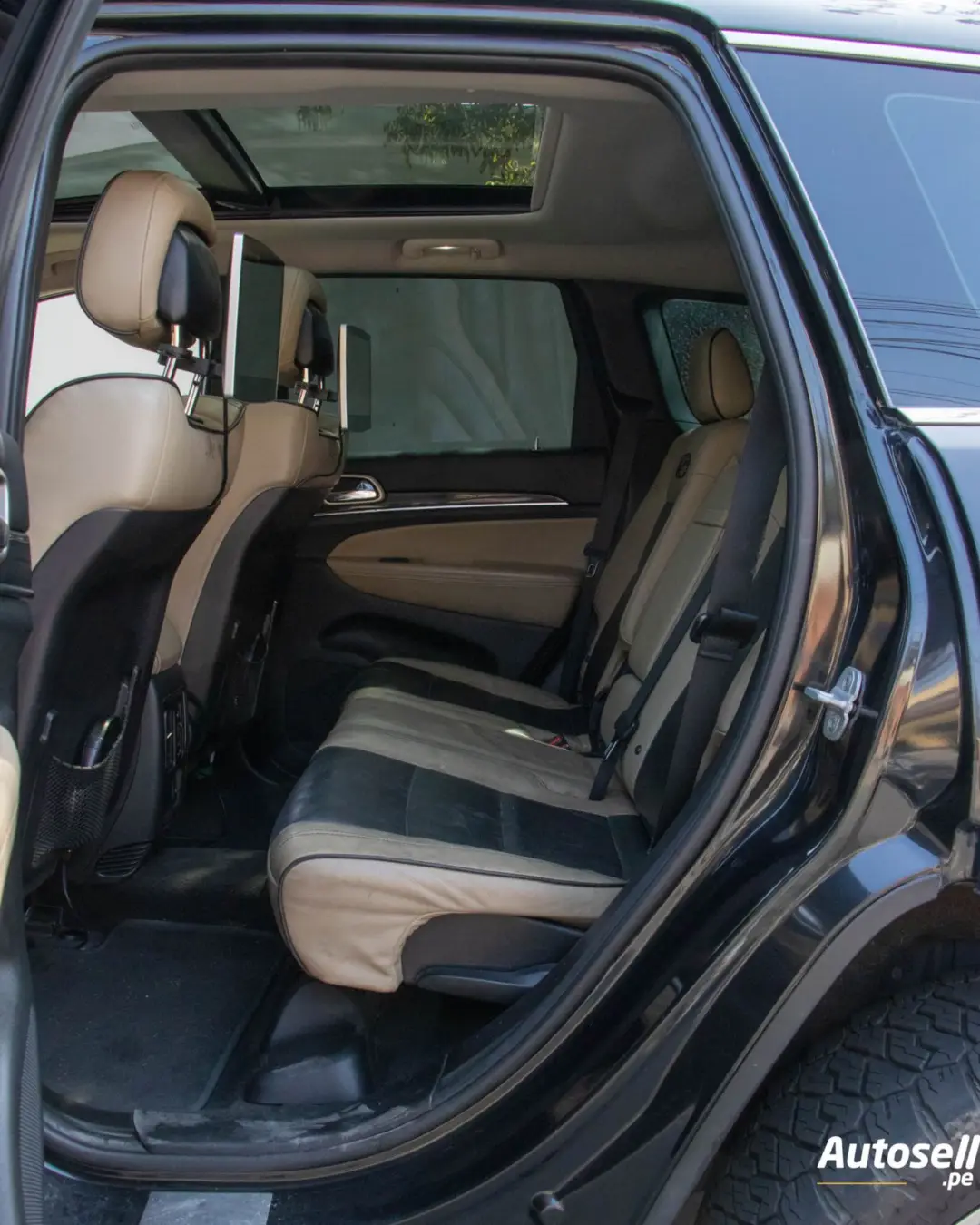 Jeep Grand Cherokee  miniatura 9