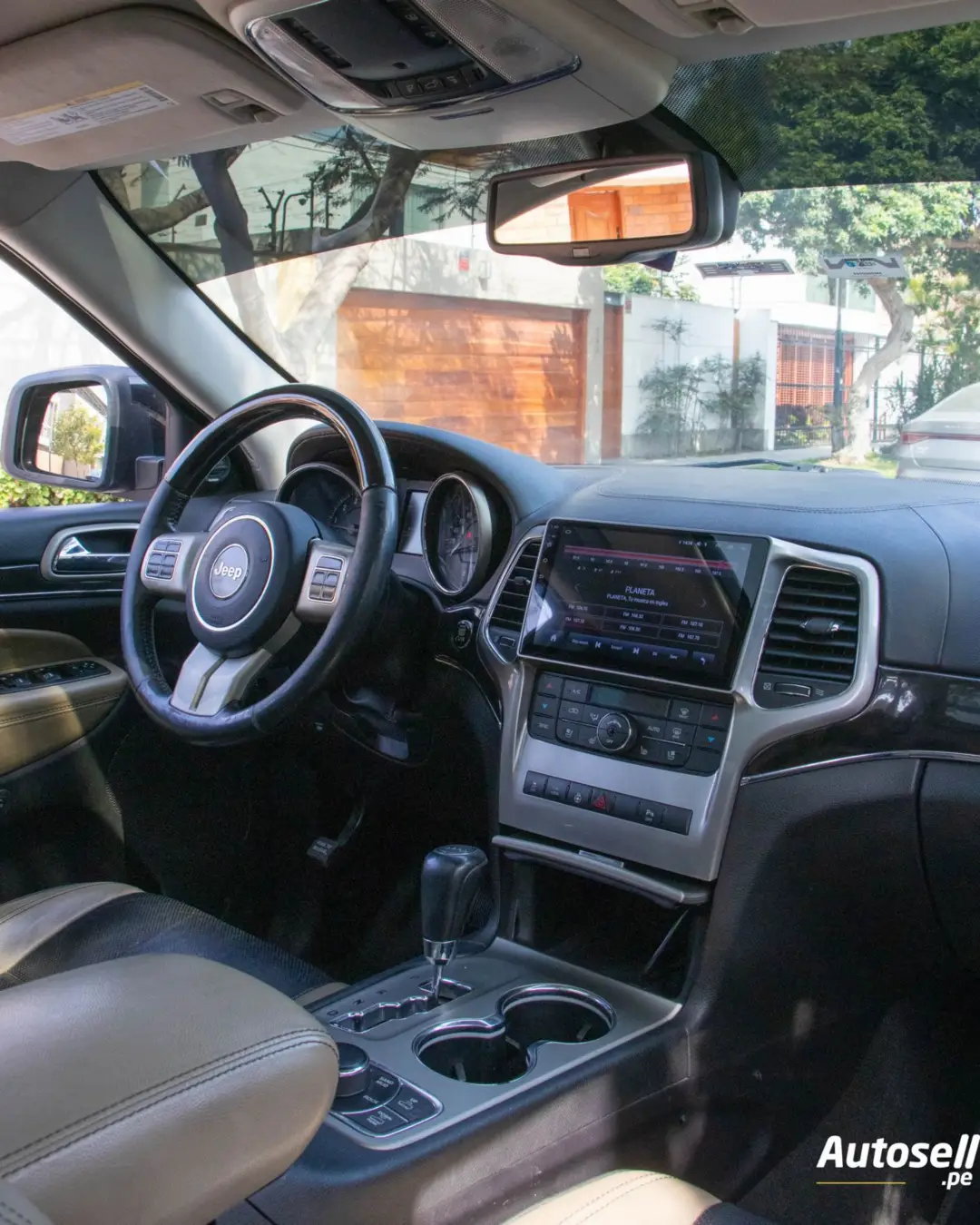 Jeep Grand Cherokee  miniatura 10