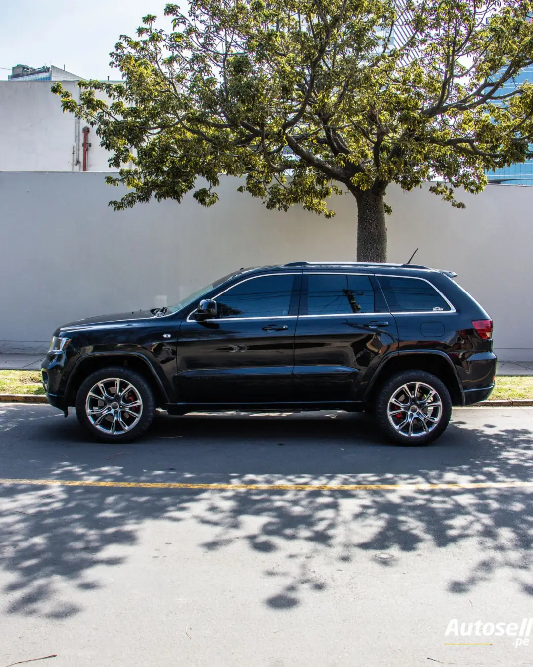 Jeep Grand Cherokee  miniatura 2