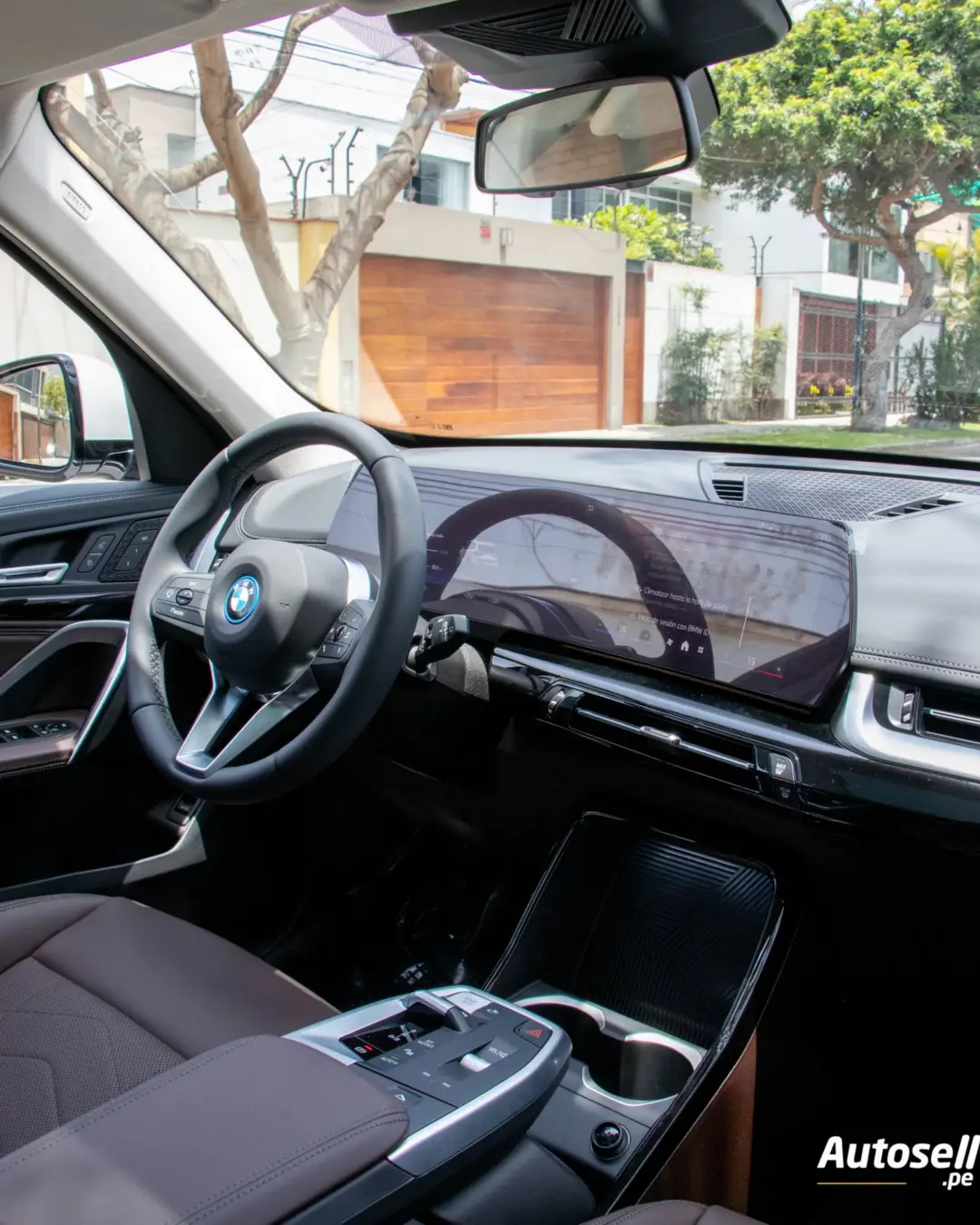 BMW IX1 miniatura 10