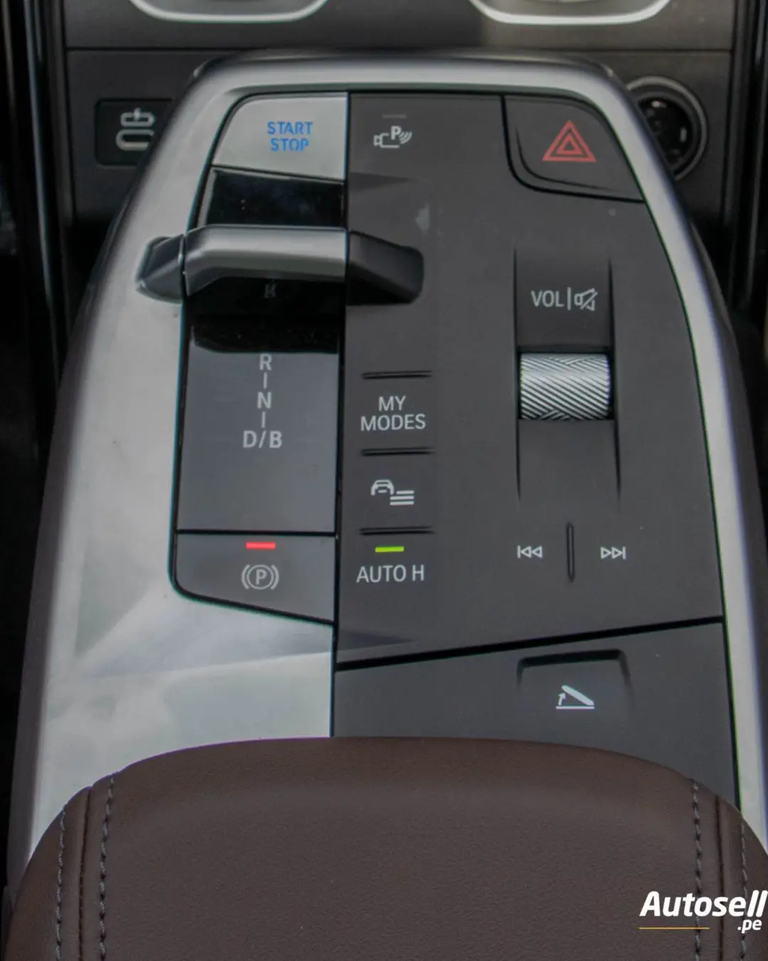 BMW IX1 miniatura 12