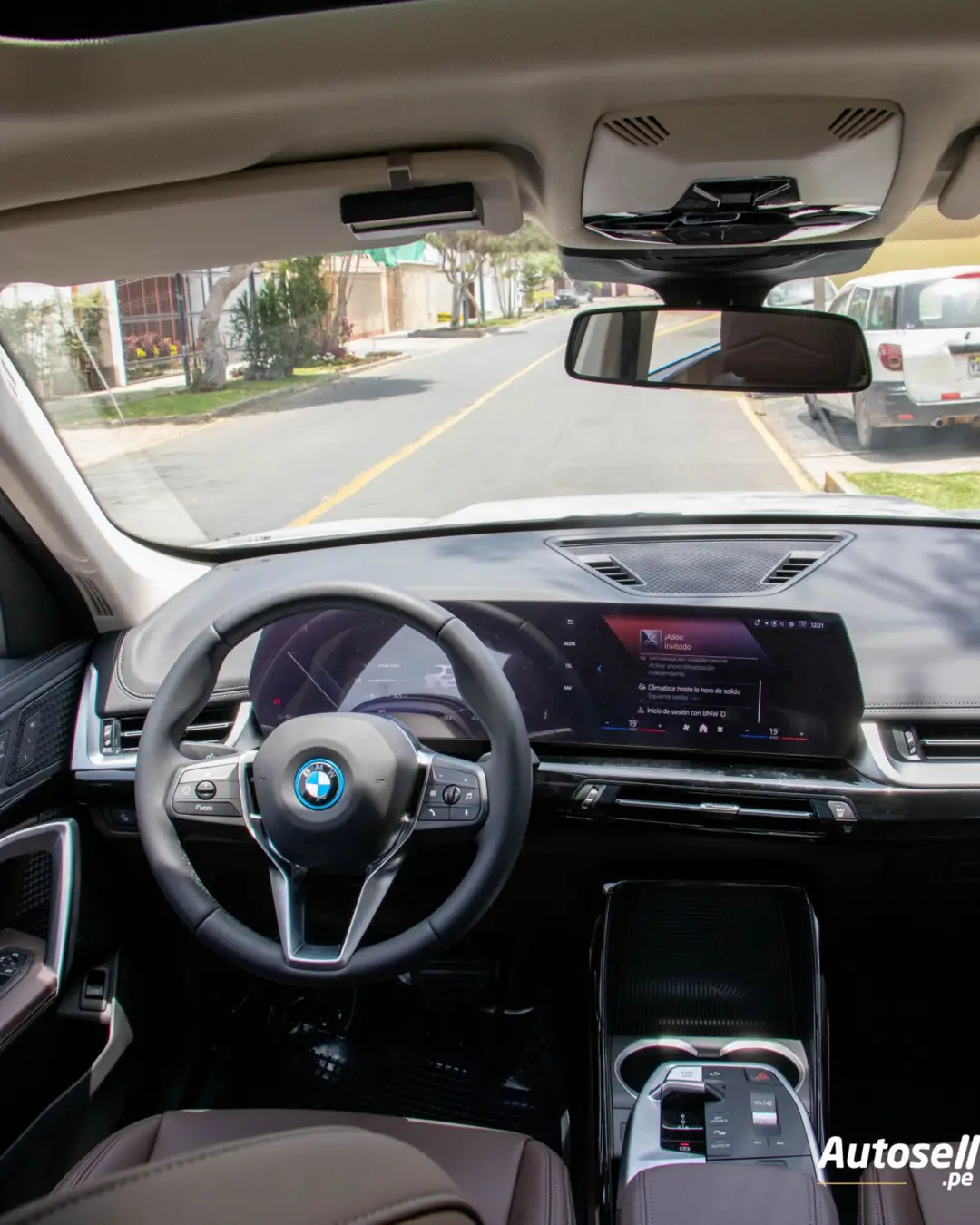 BMW IX1 miniatura 14