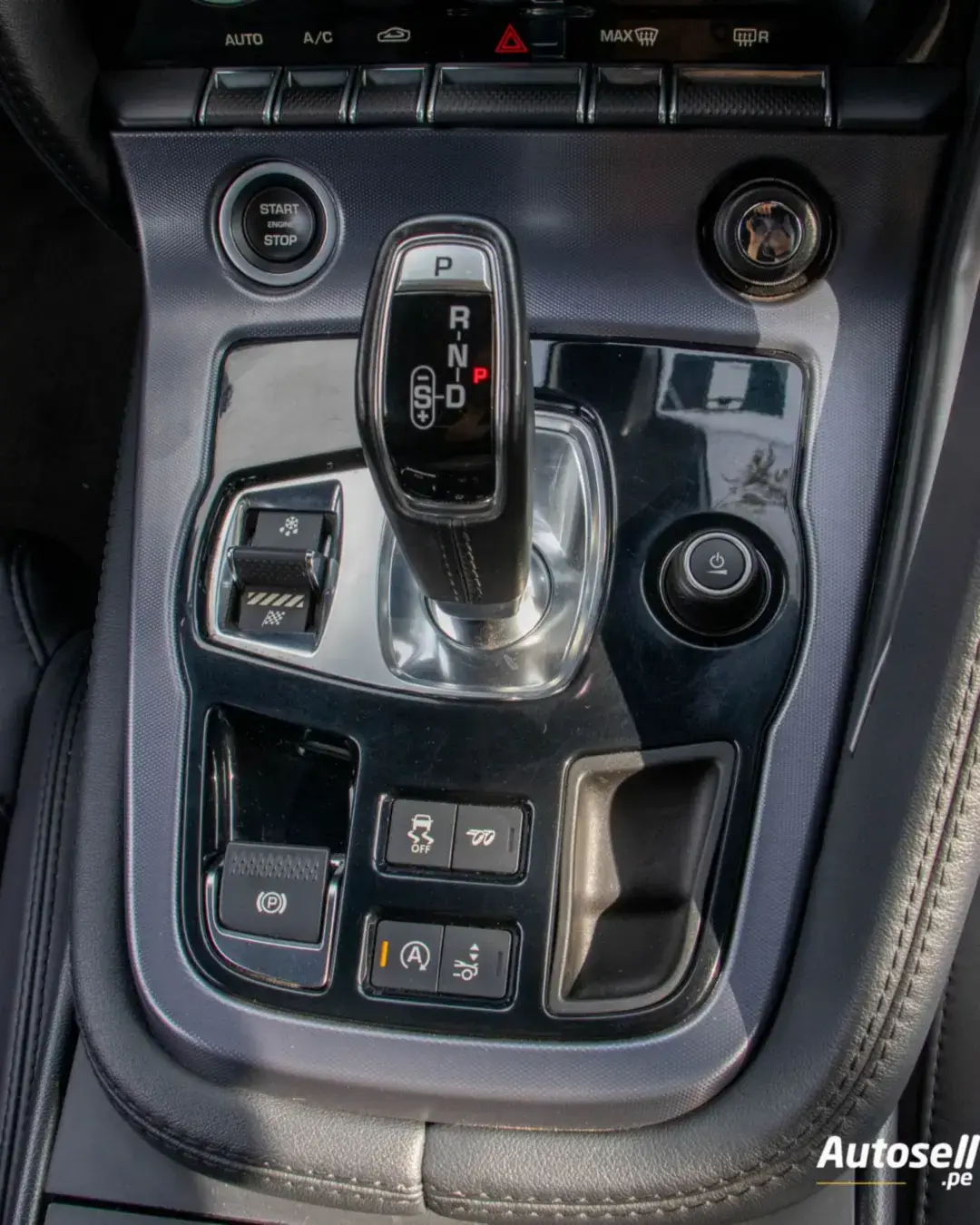 Jaguar F-Type miniatura 11