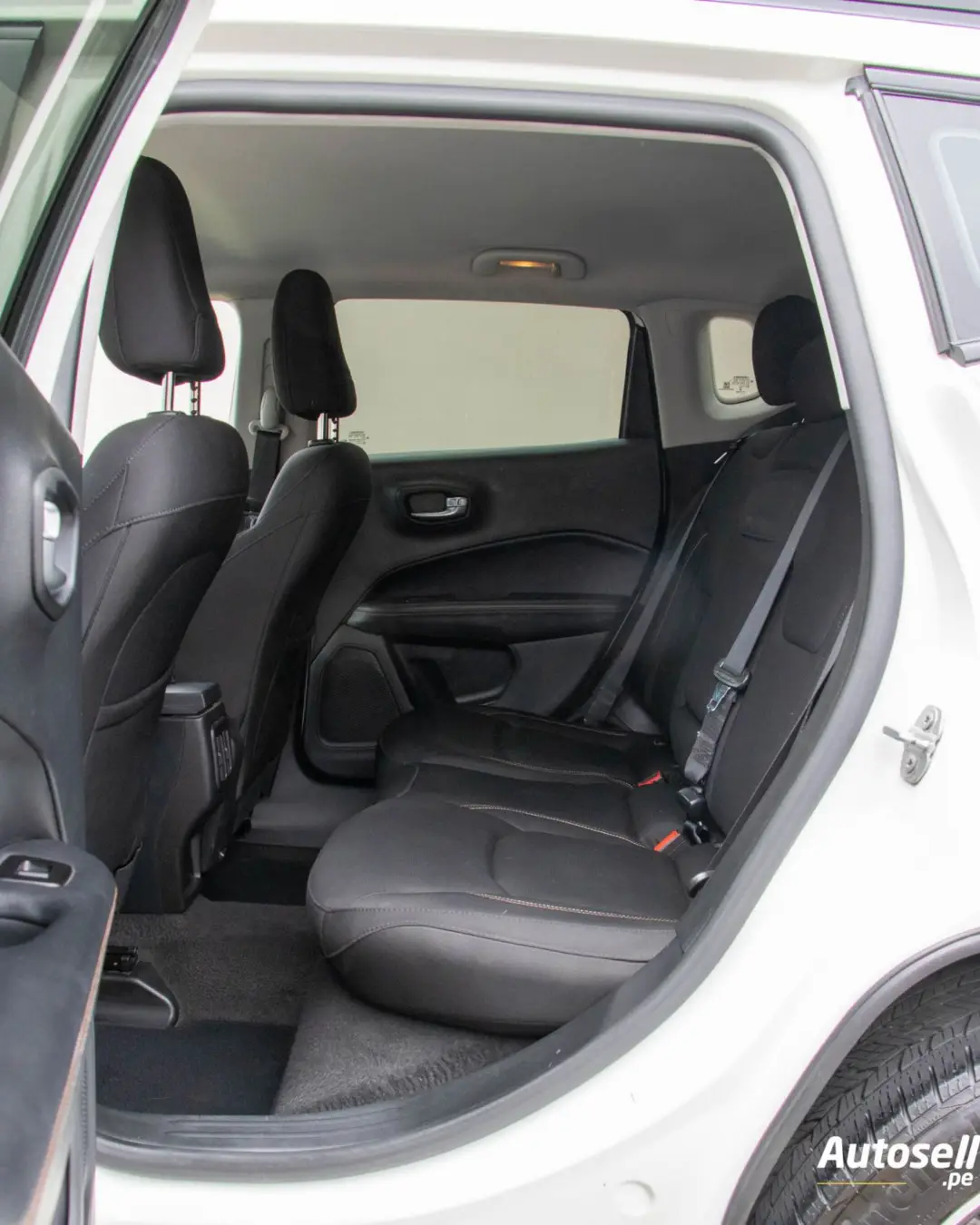 Jeep Compass miniatura 9