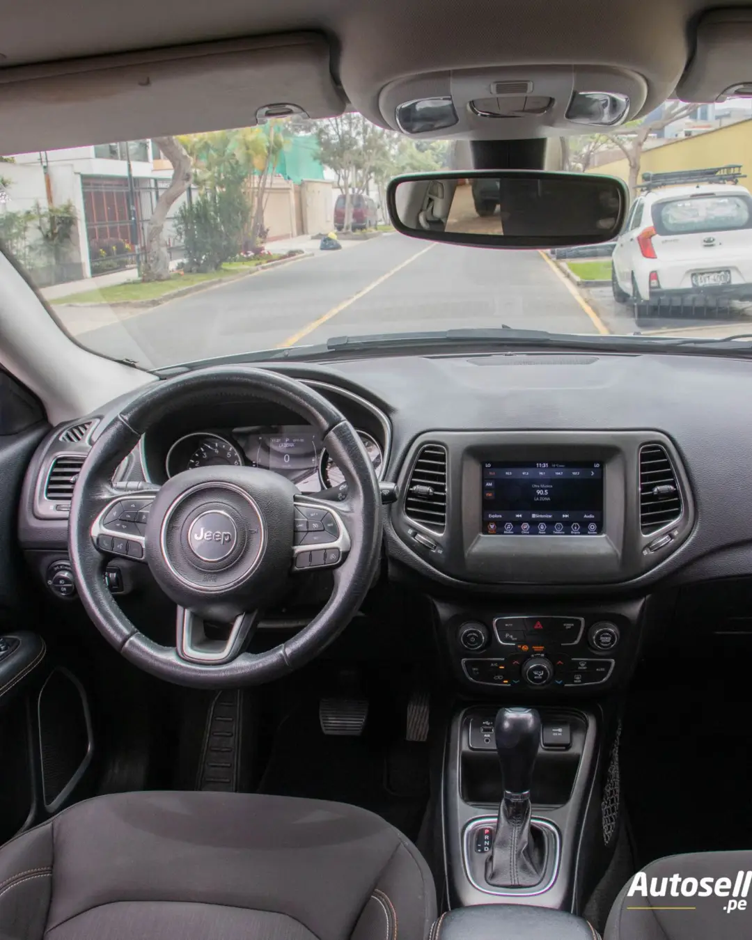 Jeep Compass miniatura 12