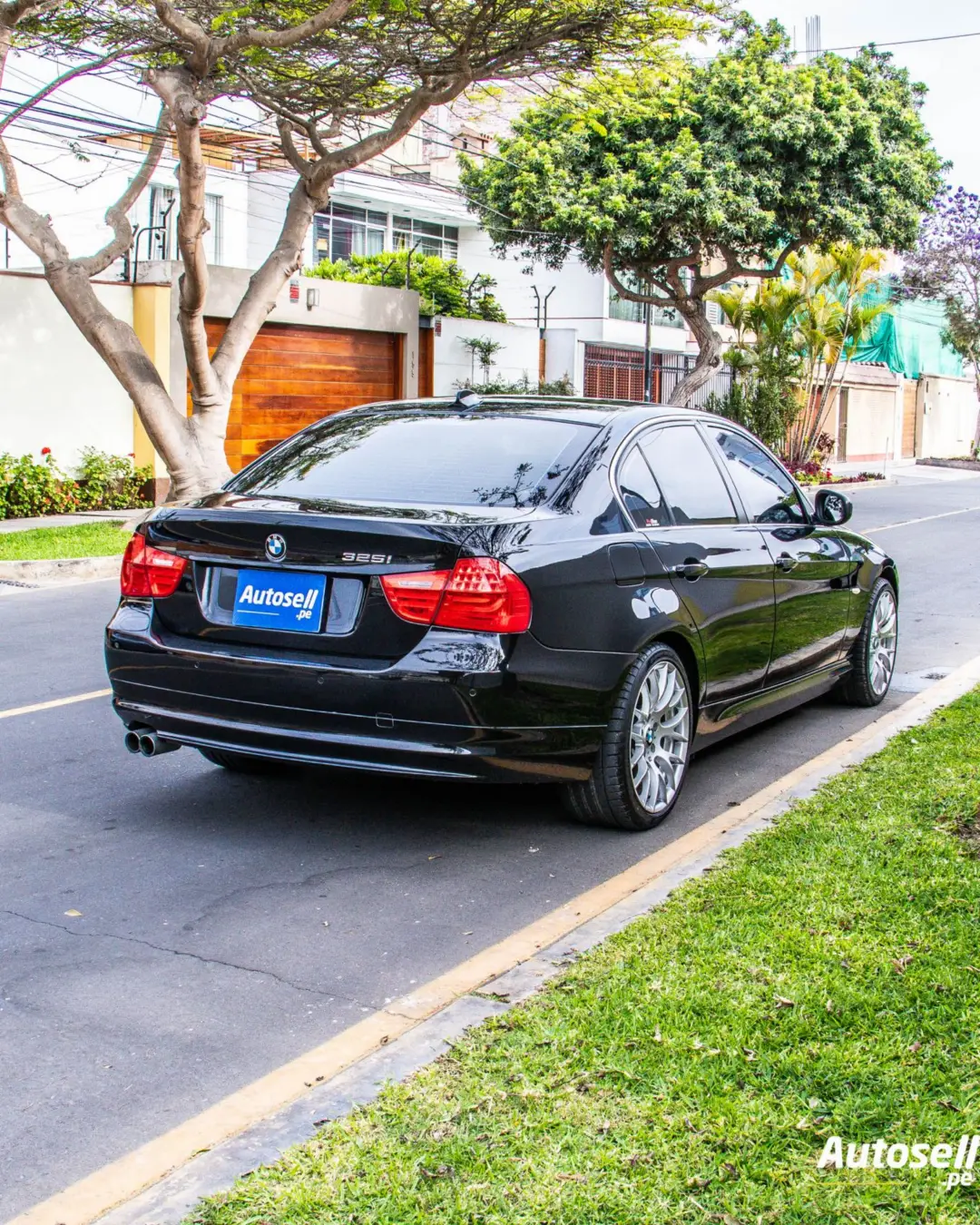 BMW 325i