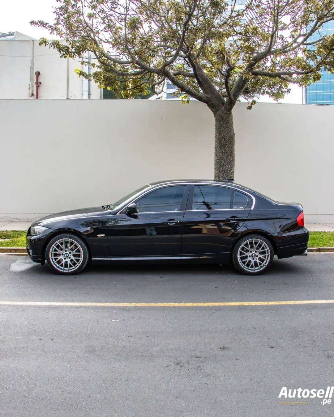 BMW 325i