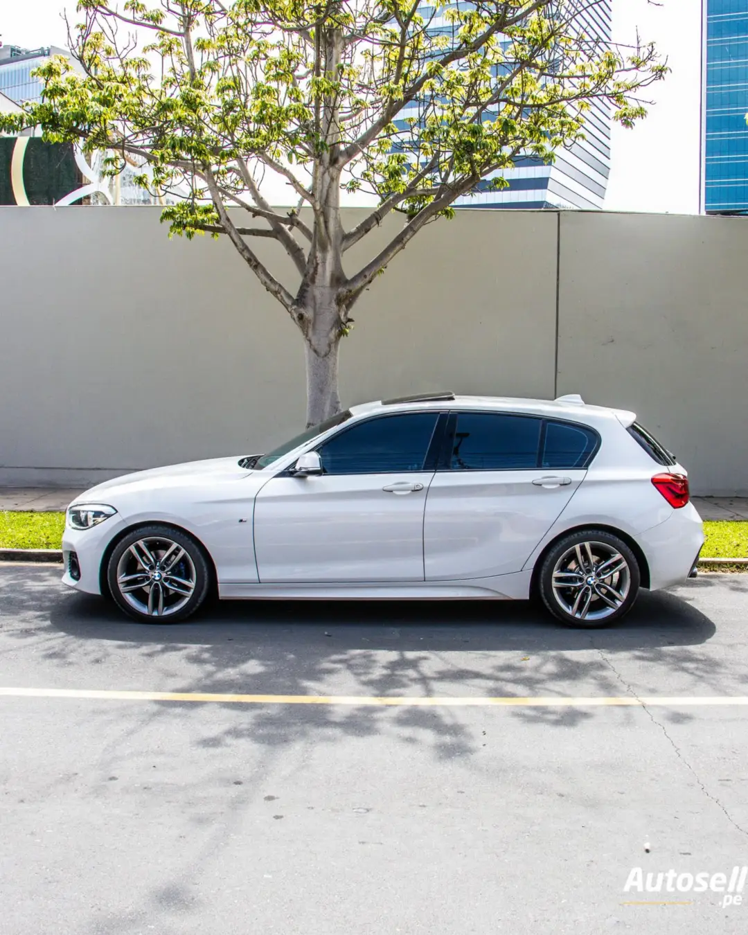 BMW 120i