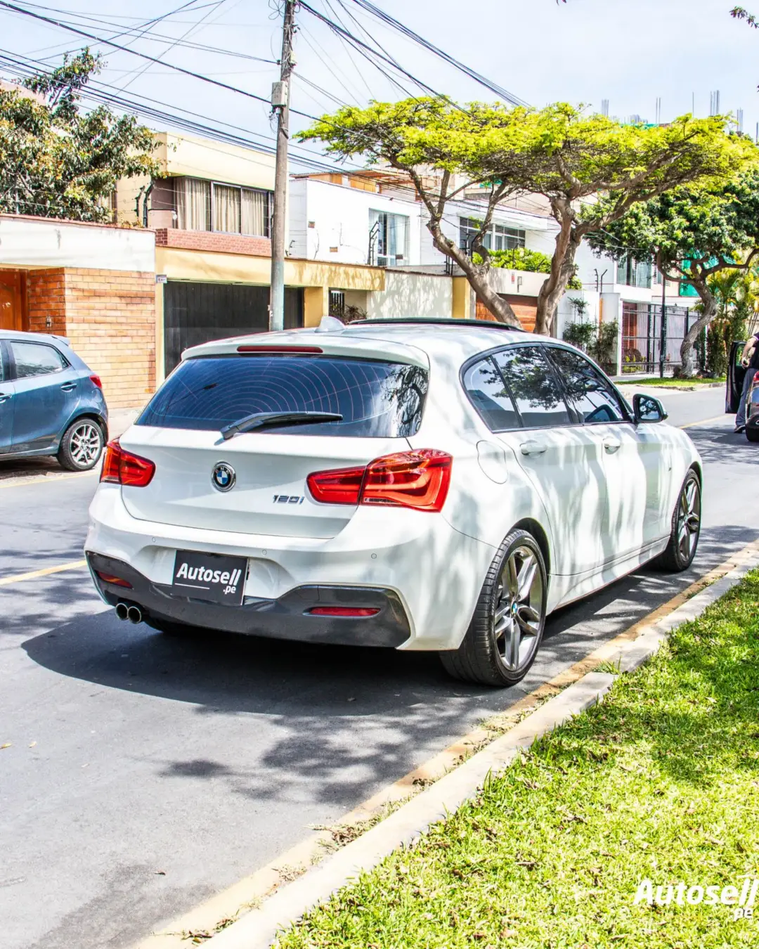 BMW 120i