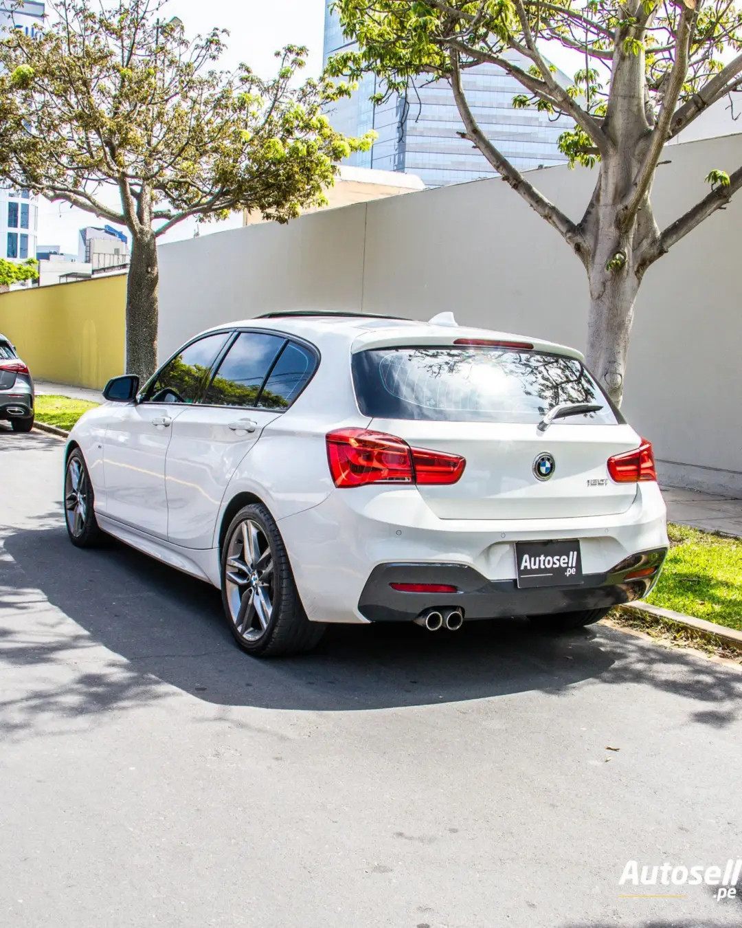 BMW 120i