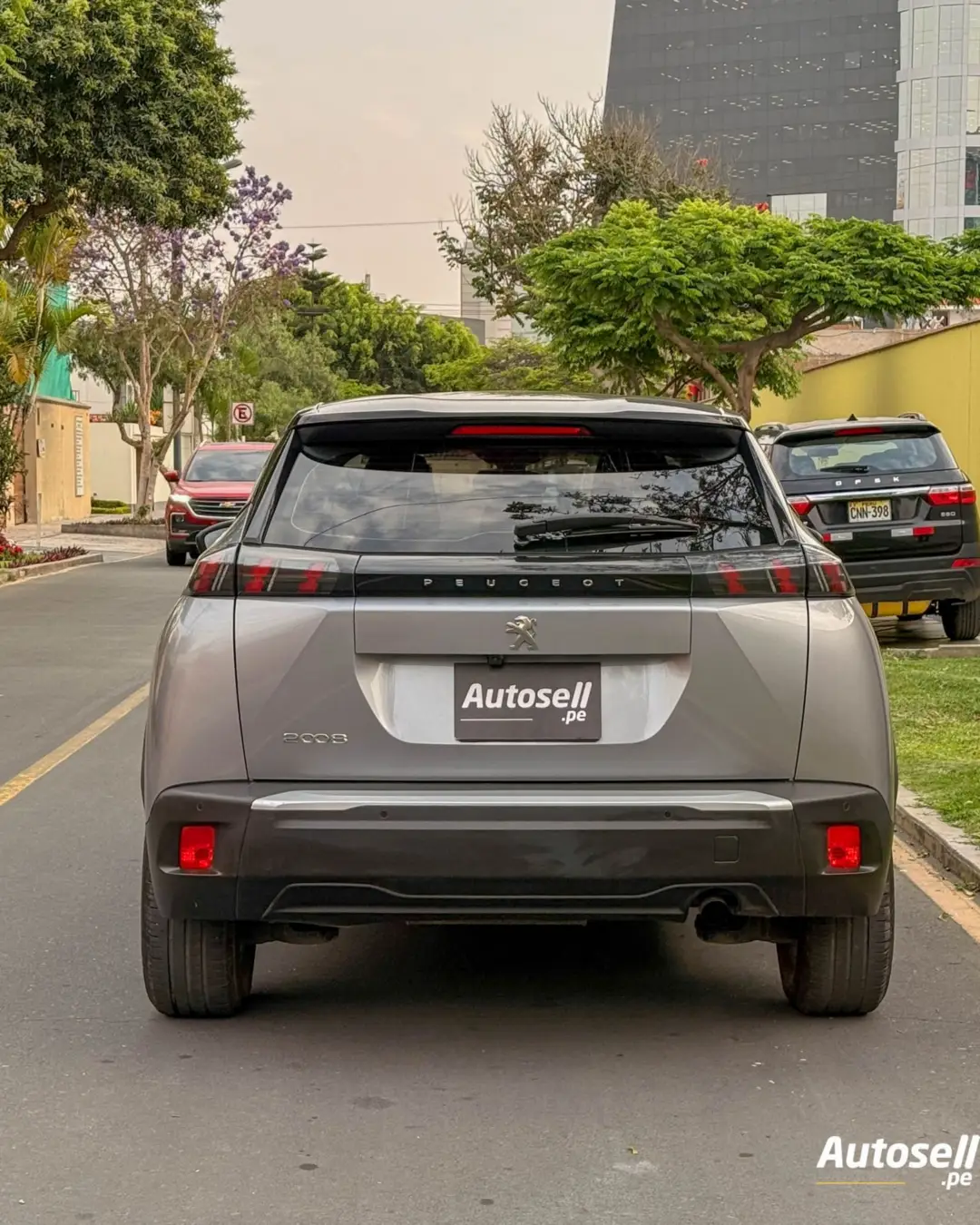 Peugeot New 2008 miniatura 4