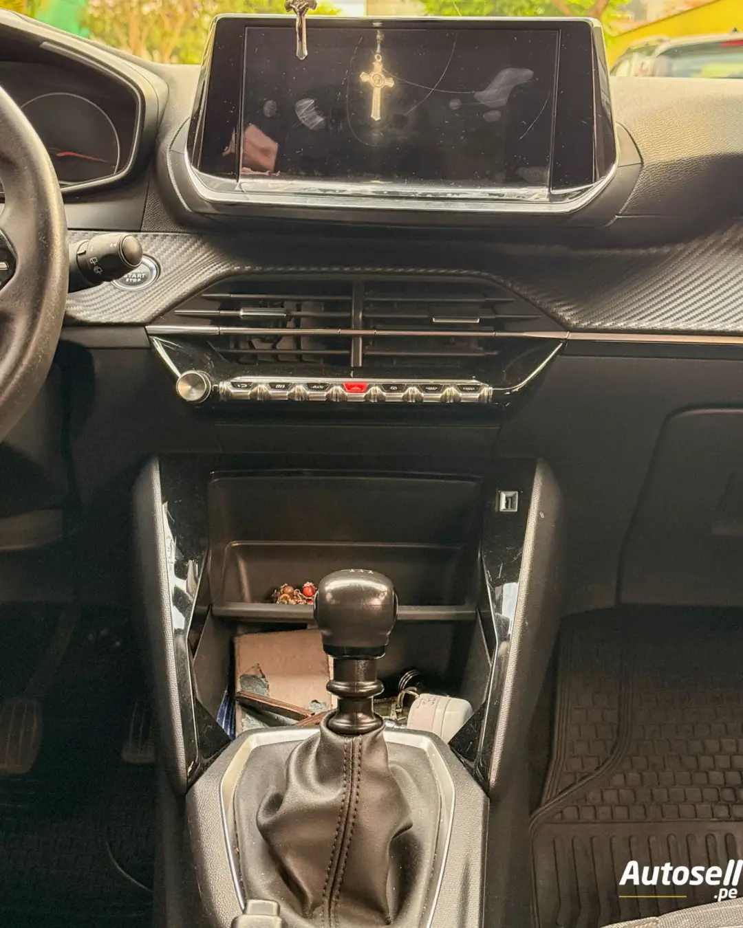 Peugeot New 2008 miniatura 10