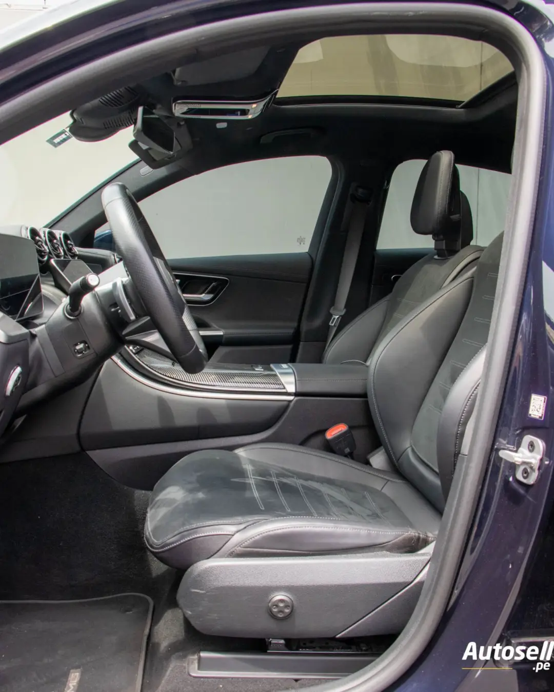 Mercedes Benz GLC 200 miniatura 8