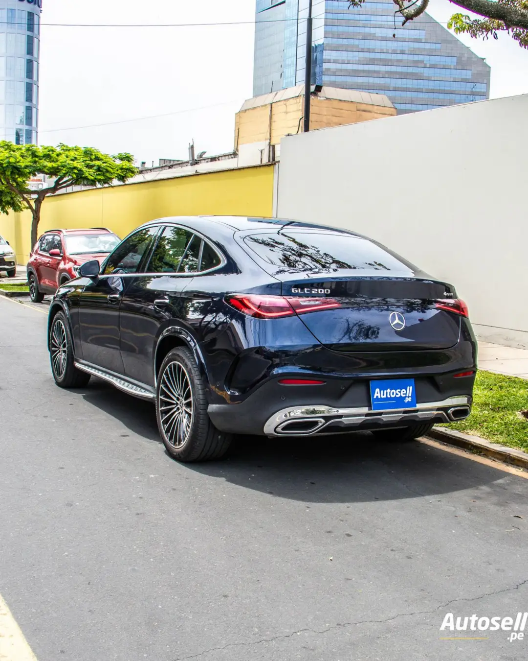 Mercedes Benz GLC 200 miniatura 3