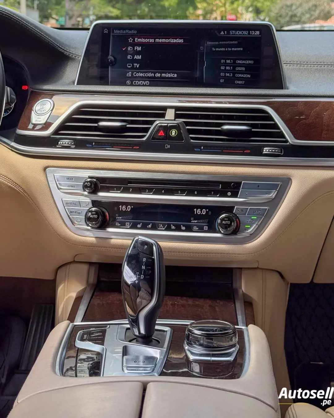 BMW 740Li miniatura 11