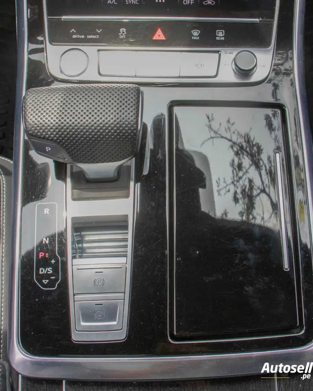 Audi Q8 miniatura 12