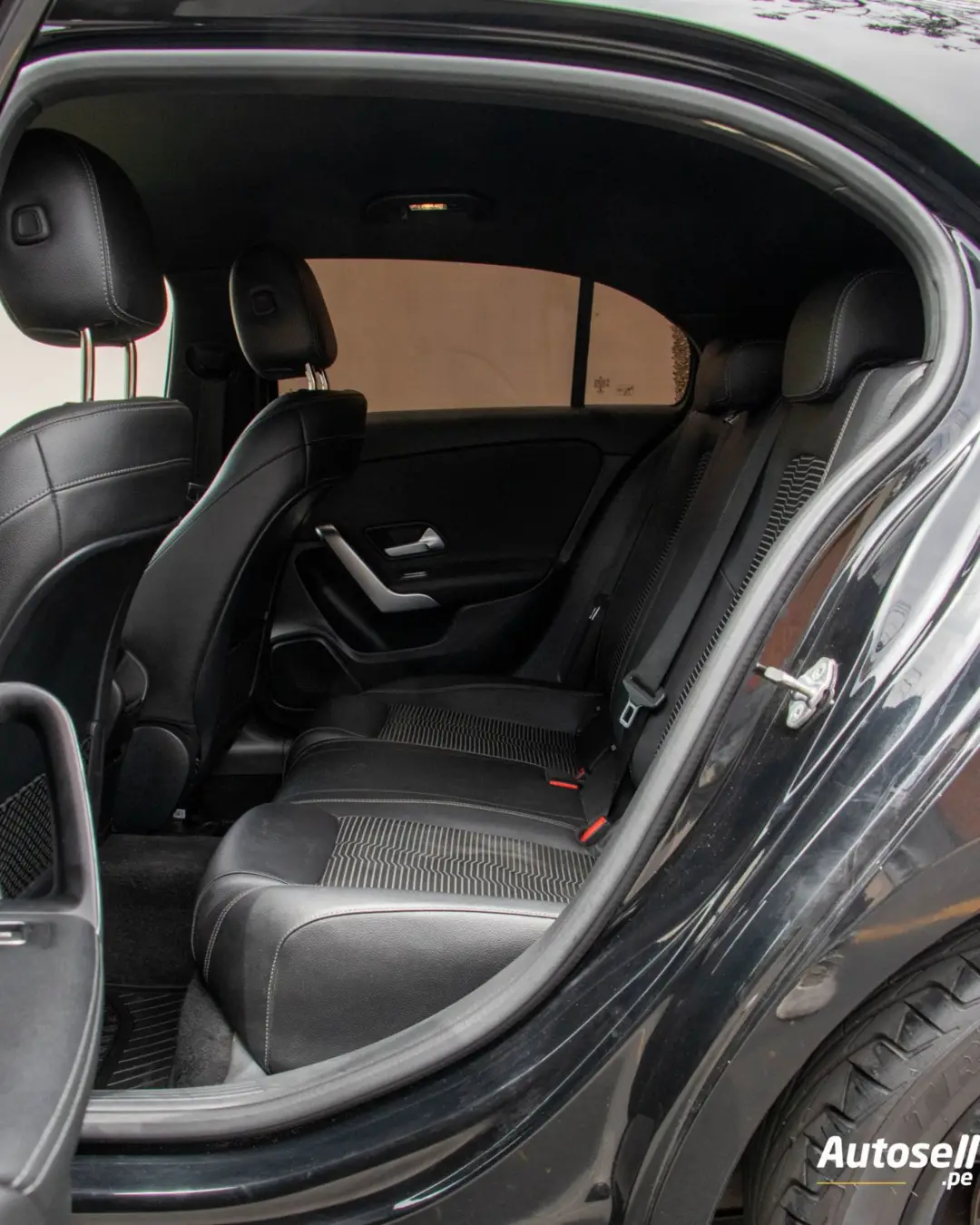 Mercedes Benz A200 miniatura 9