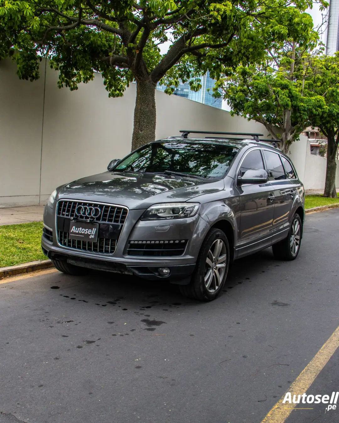 Audi Q7 miniatura 1