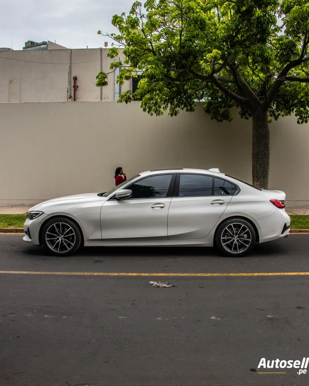 BMW 320i