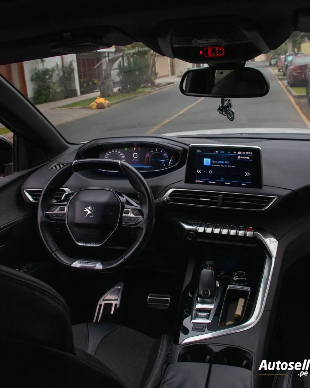 Peugeot 5008 miniatura 11