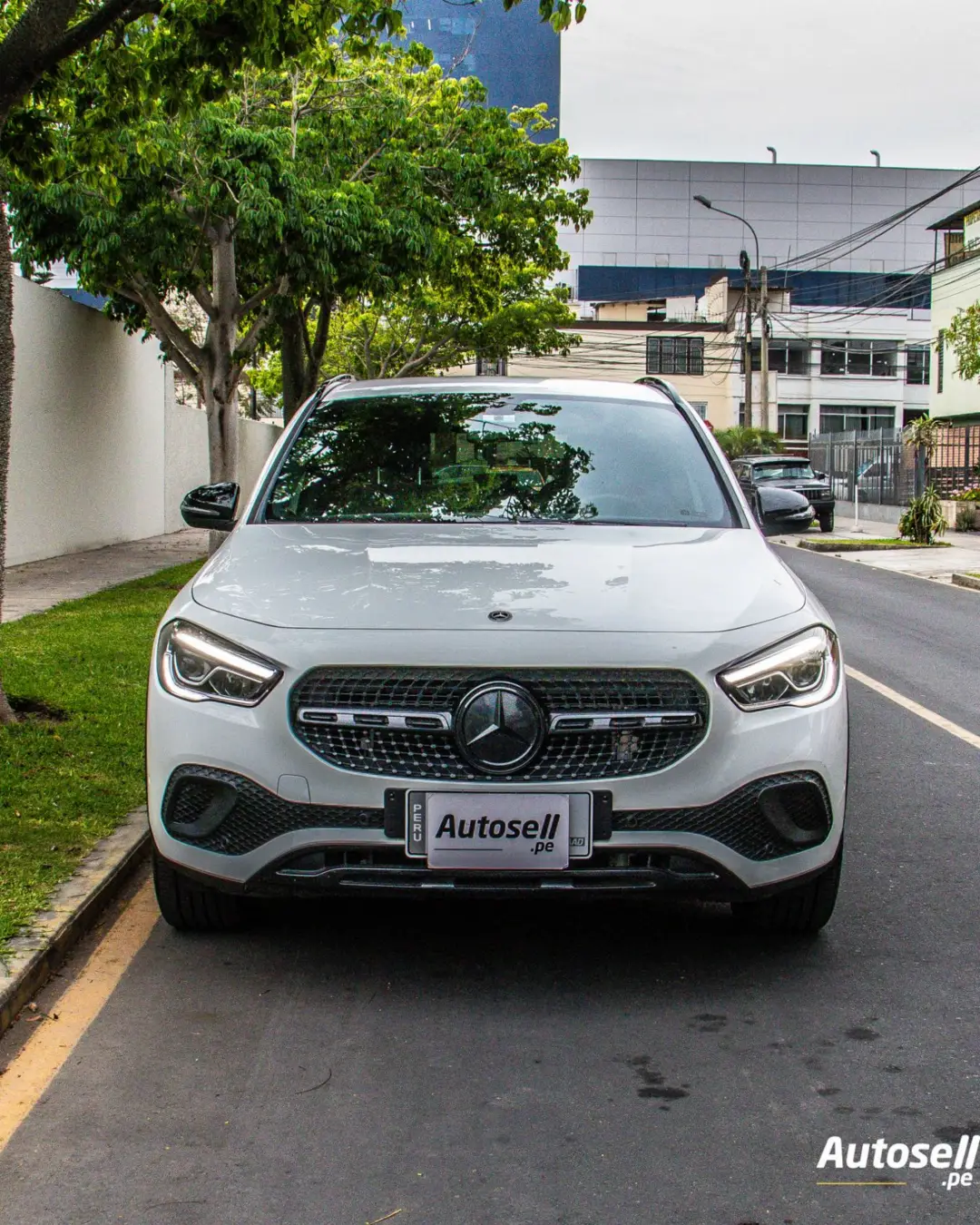 Mercedes Benz GLA 200