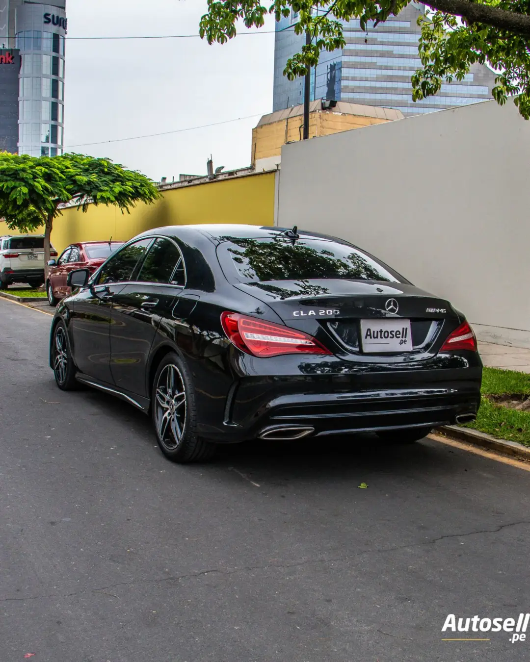 Mercedes Benz CLA 200 miniatura 3