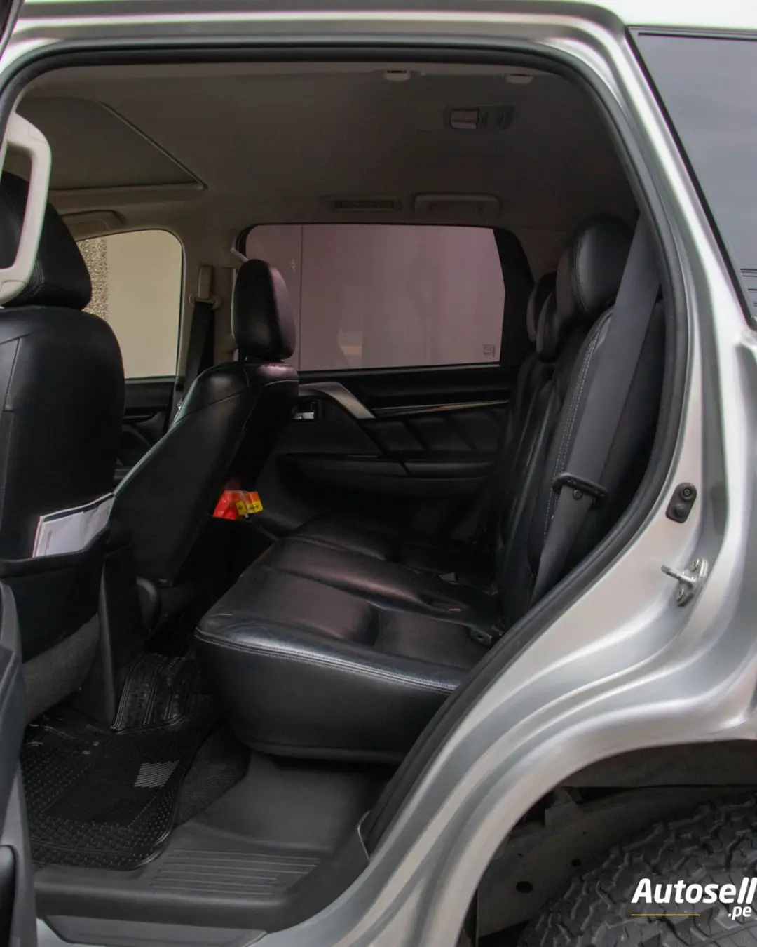 Mitsubishi Montero Sport miniatura 9