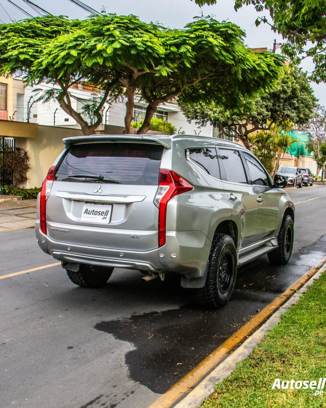 Mitsubishi Montero Sport miniatura 5