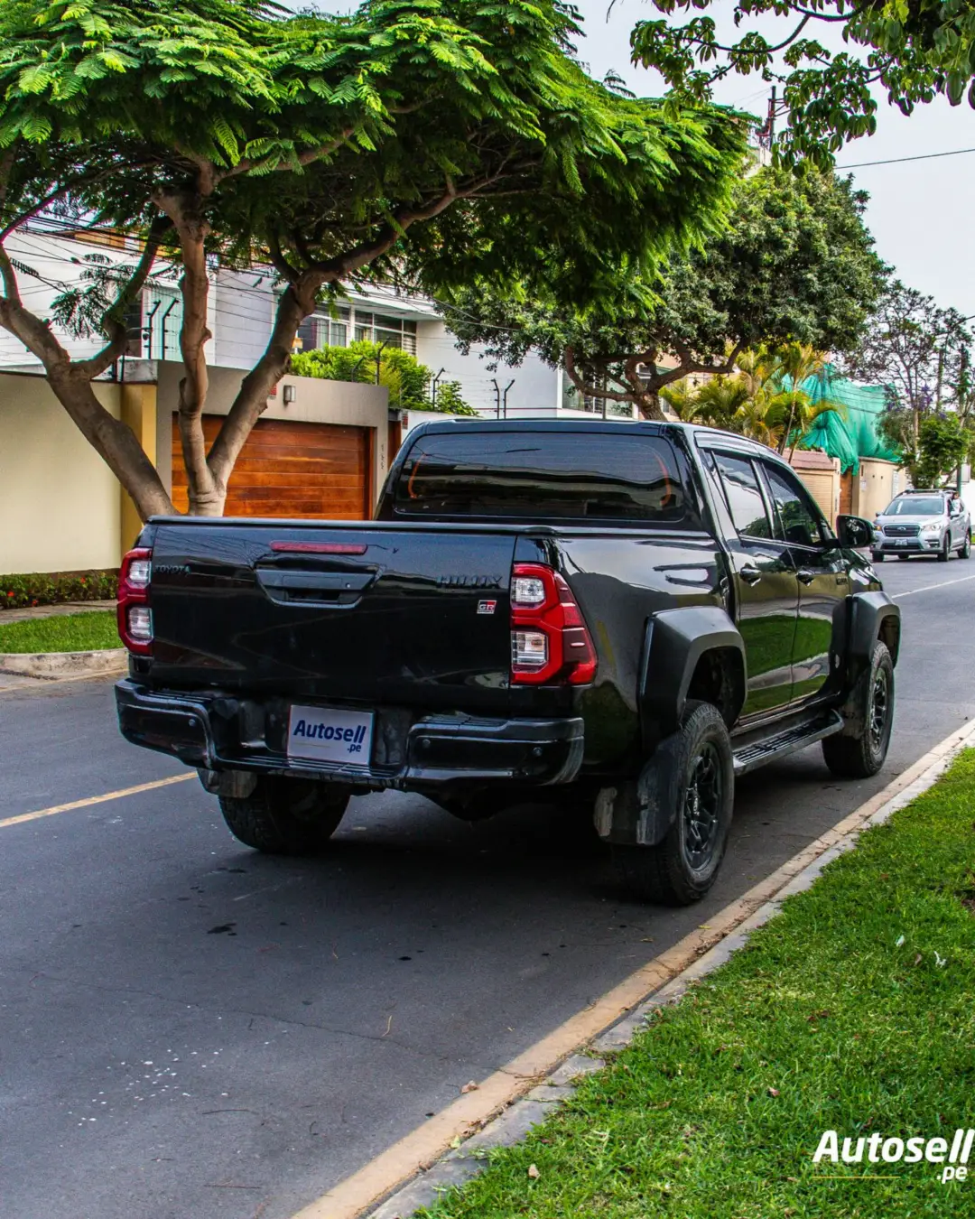 Toyota Hilux miniatura 5