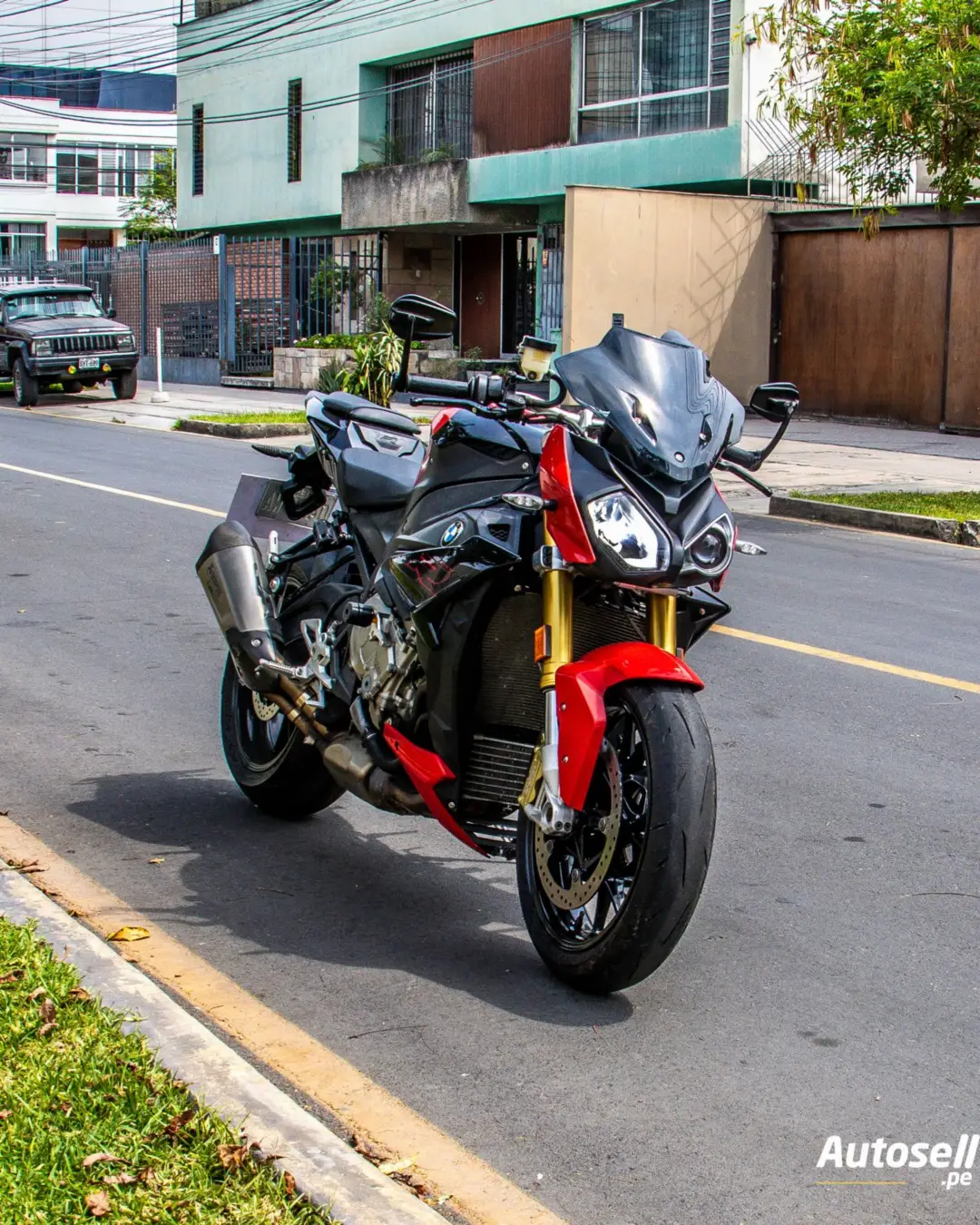 BMW S1000R