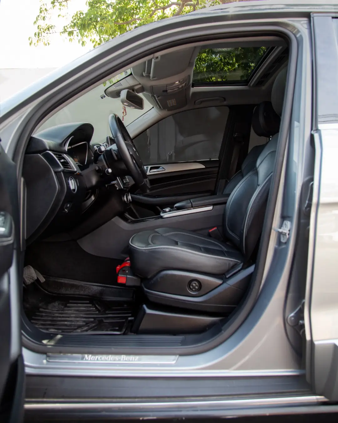 Mercedes Benz ML 350 miniatura 14