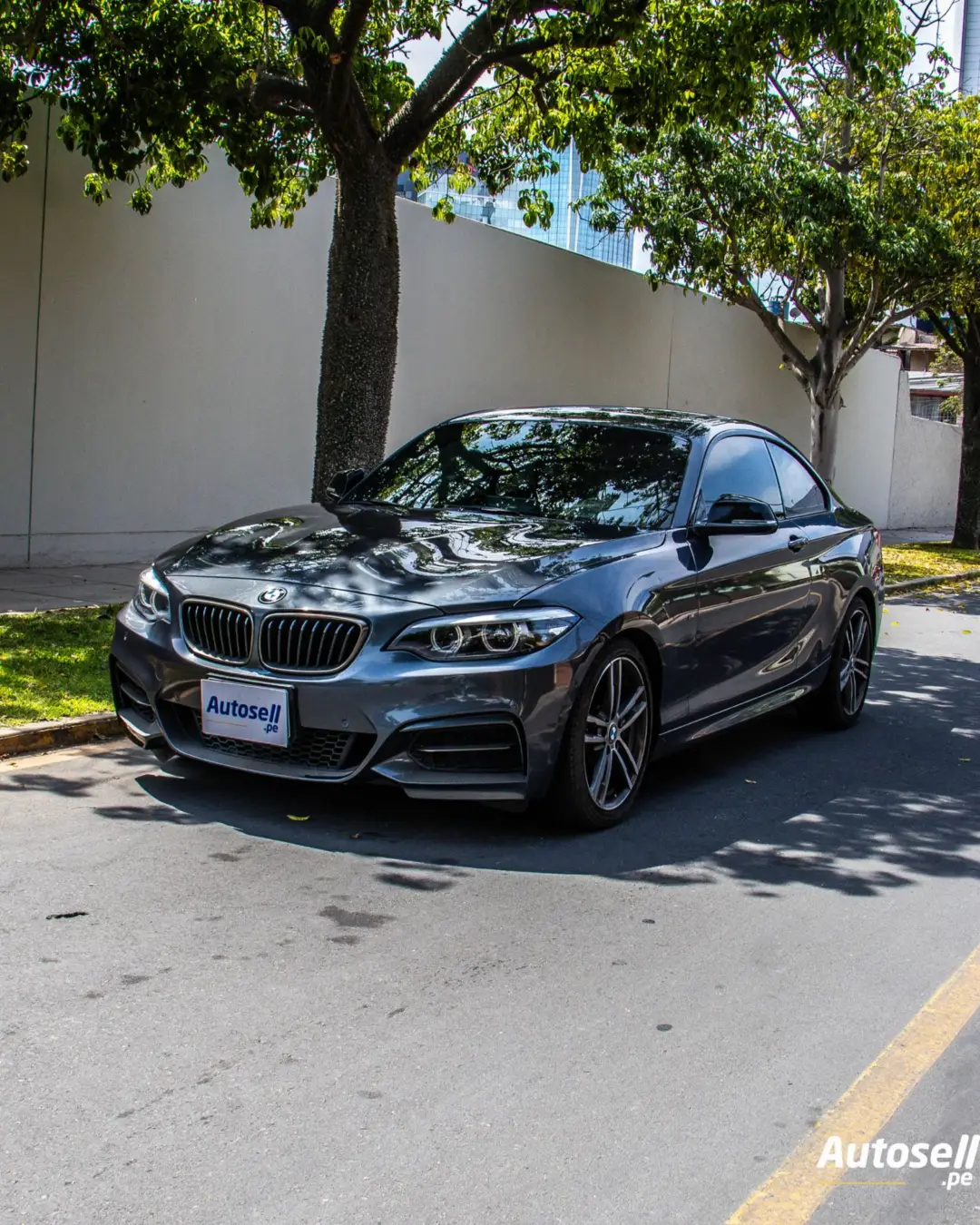 BMW M240i