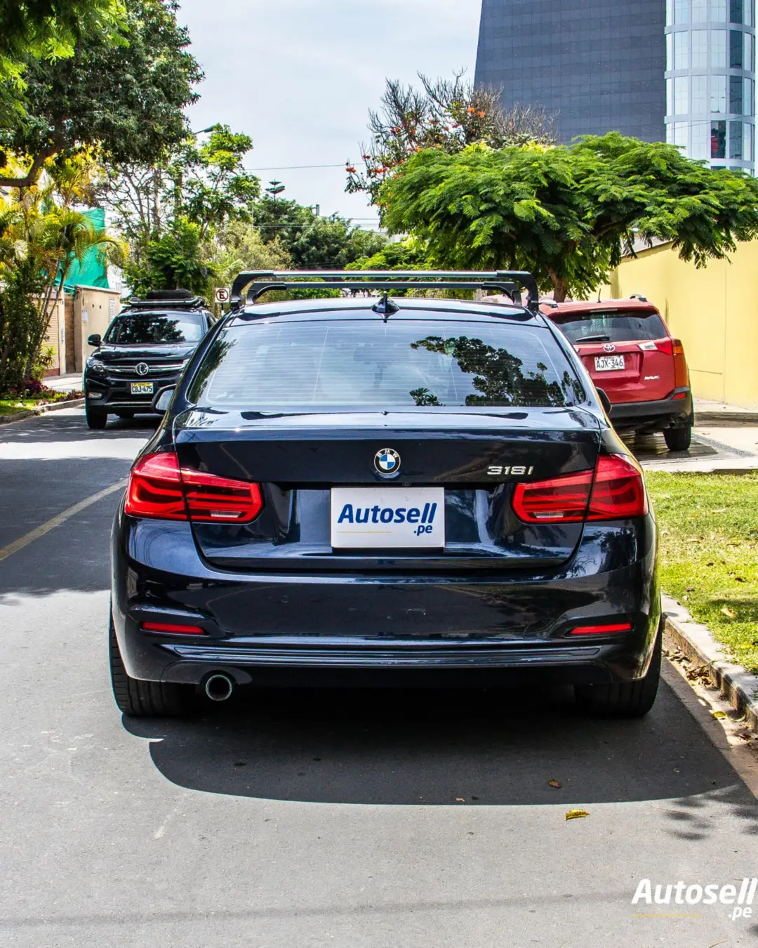 BMW 318i miniatura 4