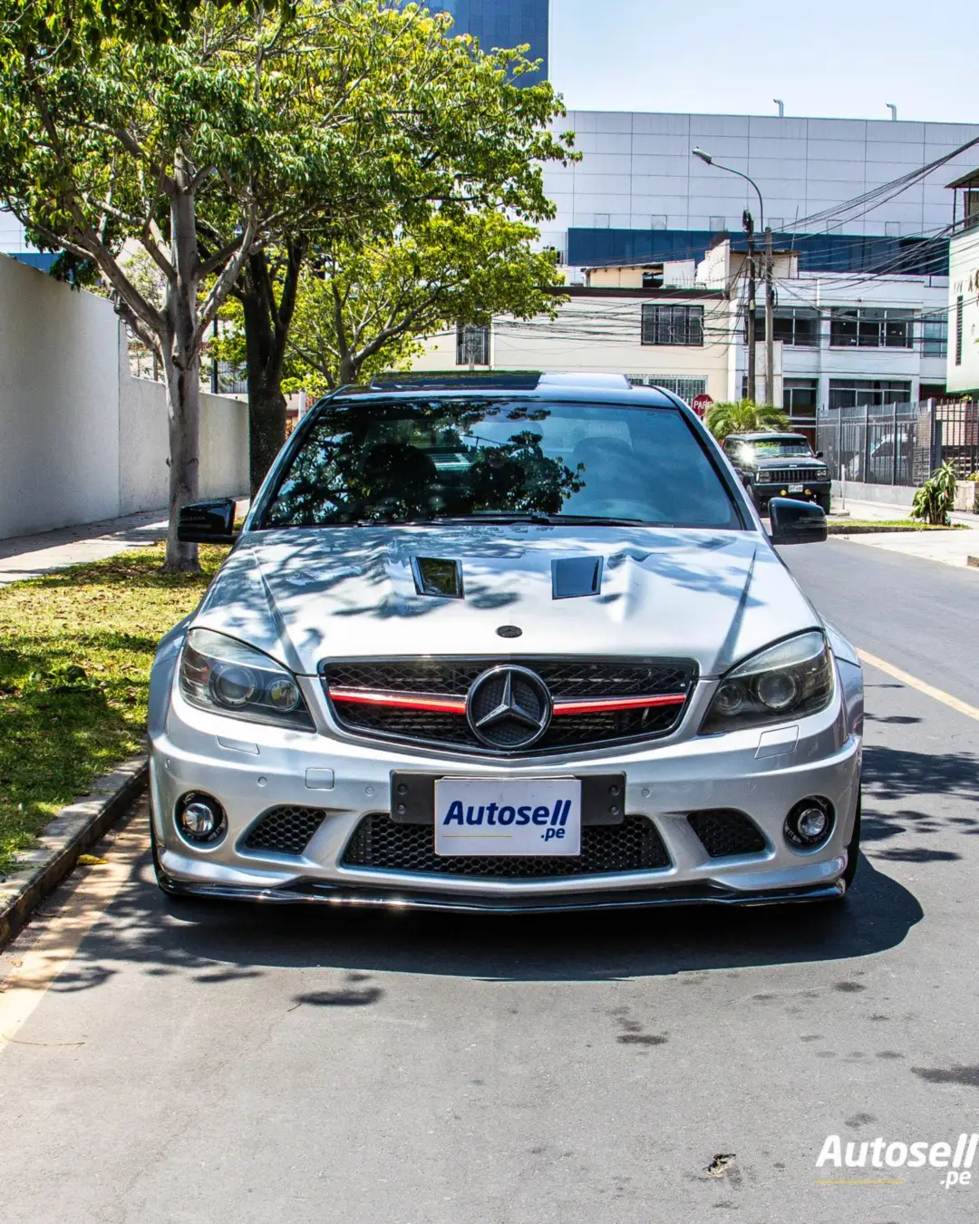 Mercedes Benz C63 AMG