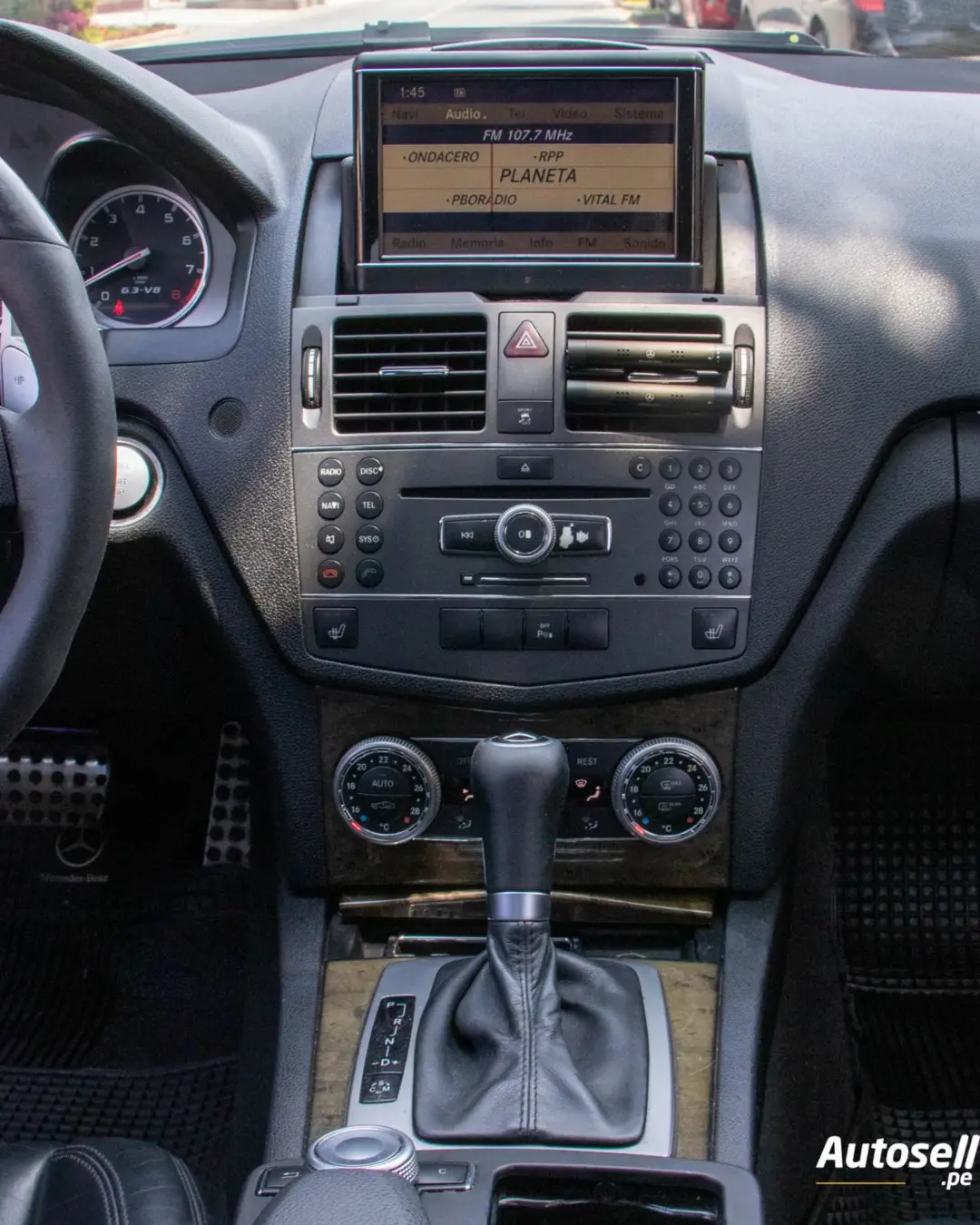 Mercedes Benz C63 AMG