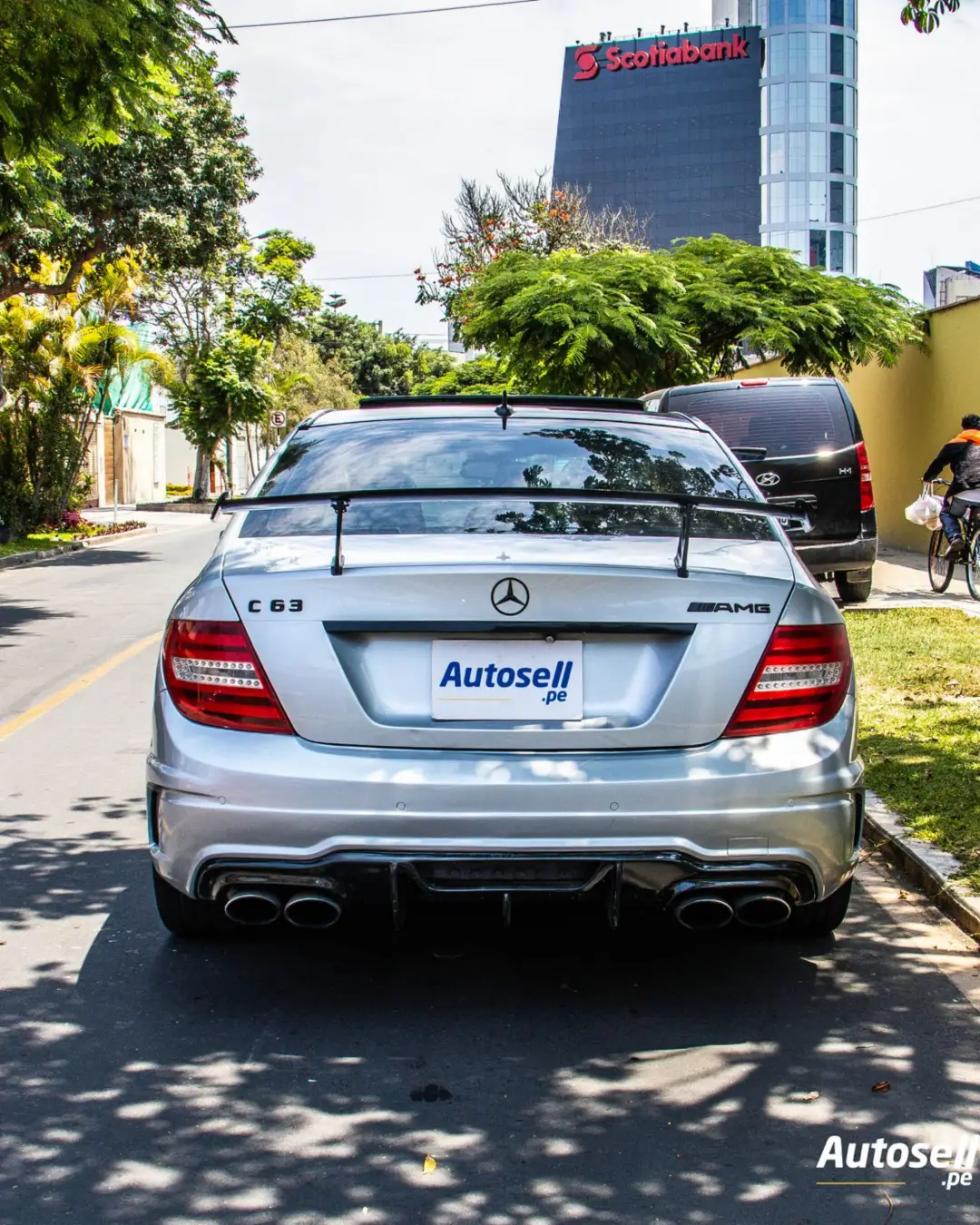 Mercedes Benz C63 AMG