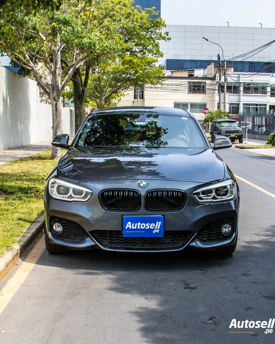 BMW 120i
