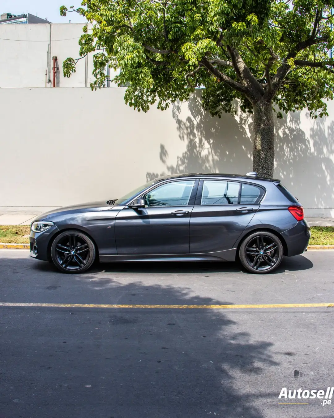 BMW 120i