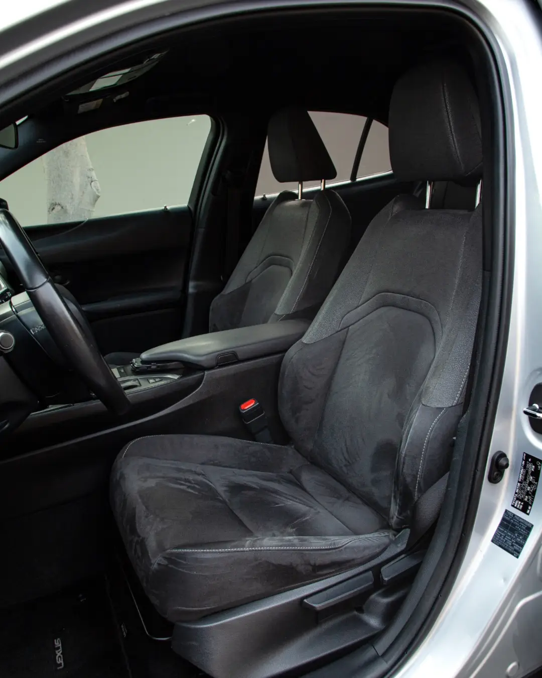 Lexus Ux 250h miniatura 9