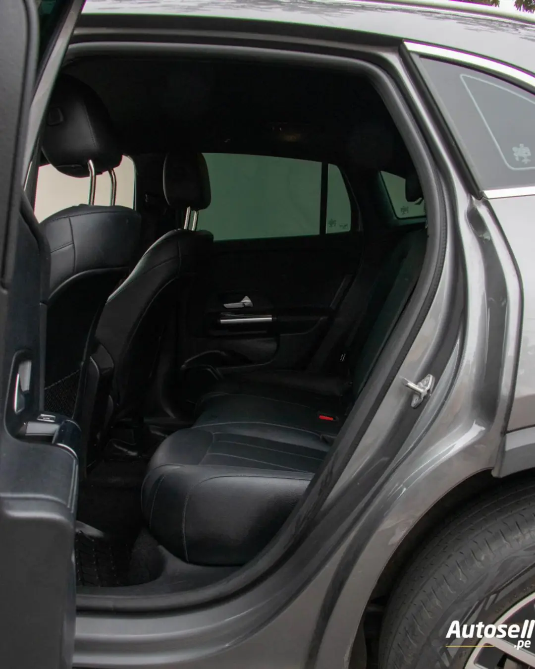 Mercedes Benz GLA 200 miniatura 9