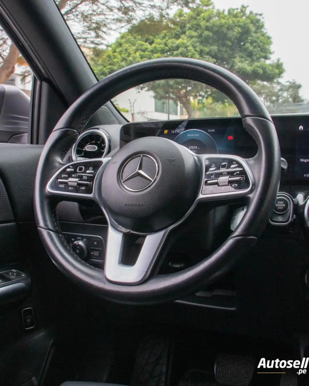 Mercedes Benz GLA 200 miniatura 13