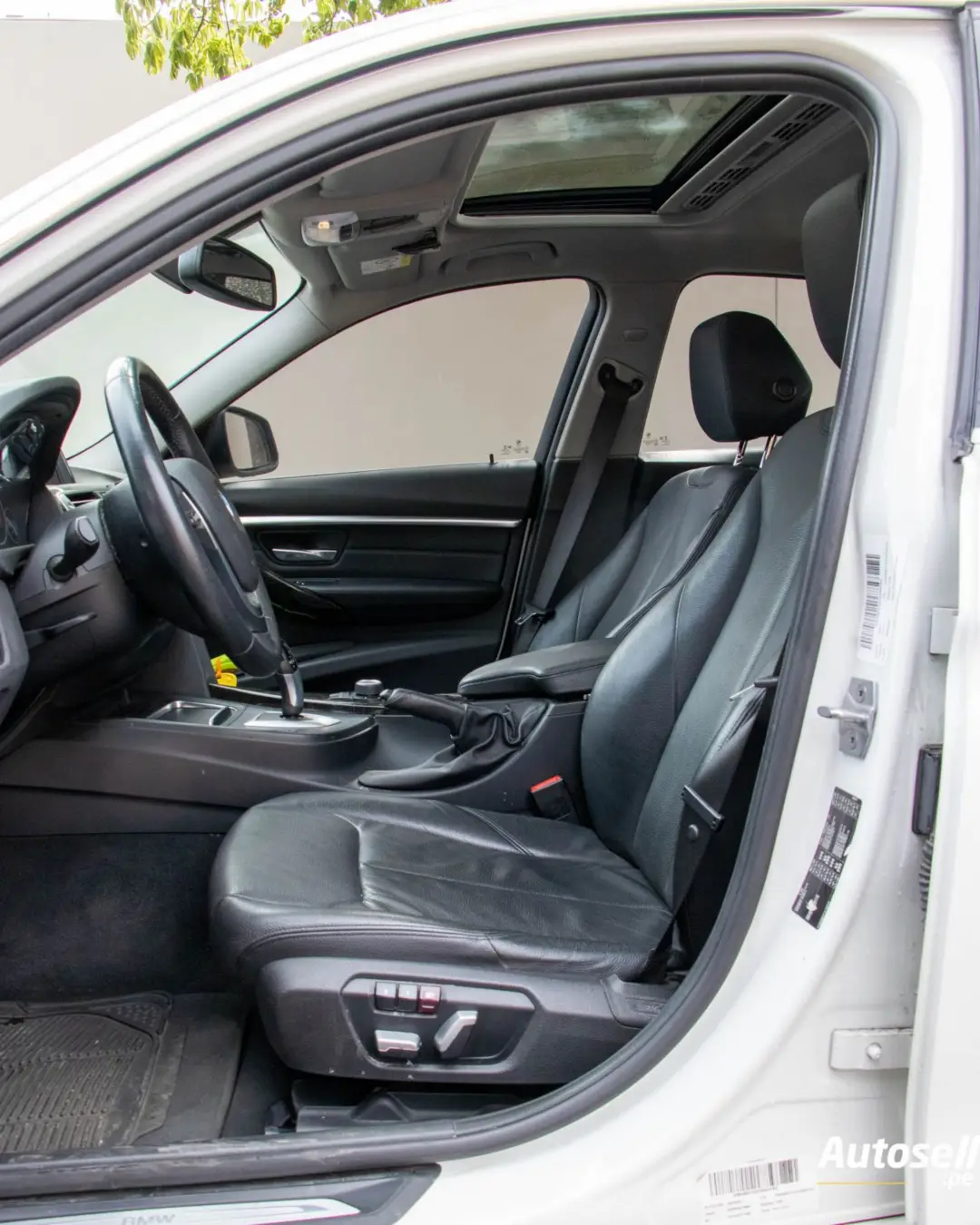 BMW 318i miniatura 8