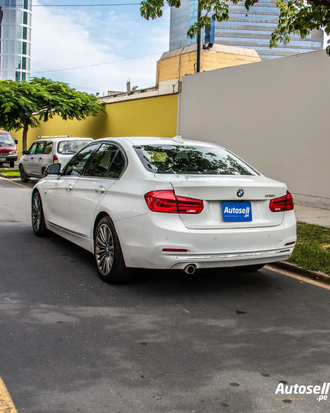 BMW 318i miniatura 3