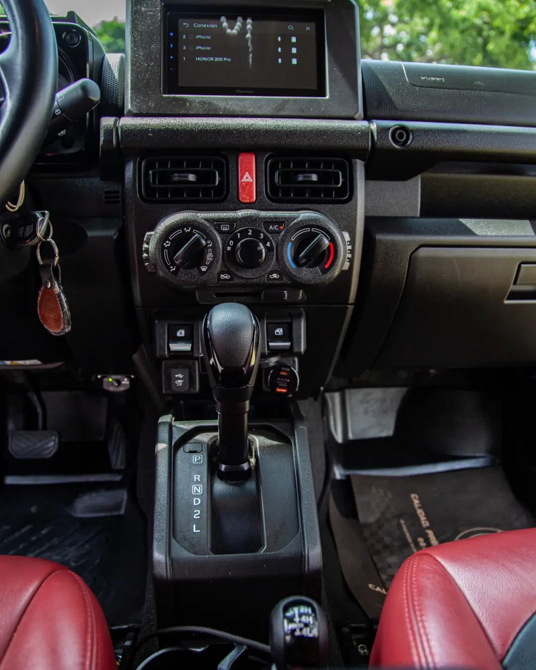 Suzuki Jimny miniatura 14